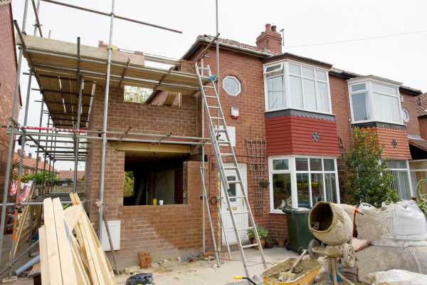 How Do Construction Methods Affect Party Wall Requirements? A Homeowner’s Guide 4 Frequently Asked Questions Farnham