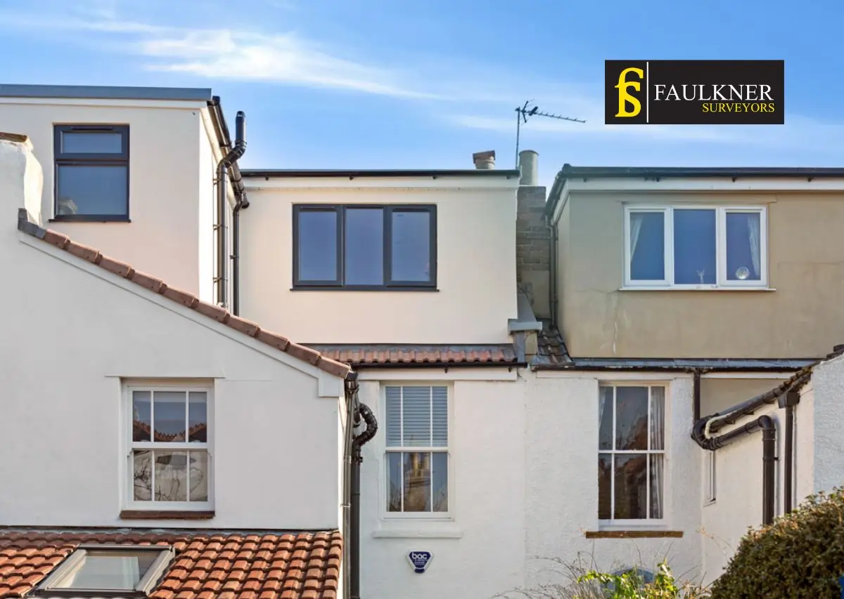 Party Wall Vs Boundary Wall : The Law, The Rights, and Your Options 3 Party Wall Farnham : What Should You Do If Your Neighbour Builds Over the Shared Boundary Farnham?