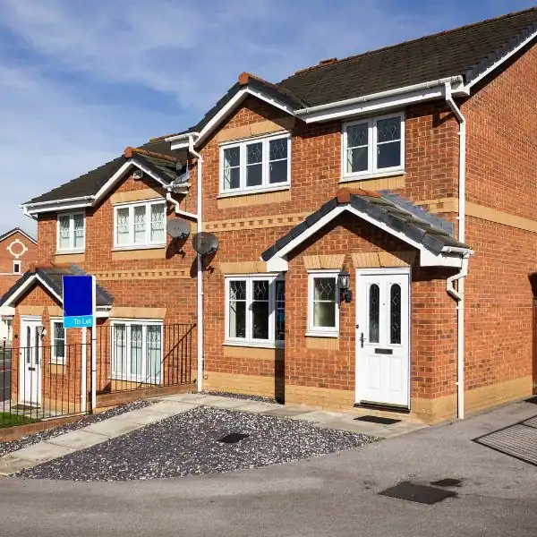 Scenarios 4 Image of UK home - Faulkners scenarios Farnham